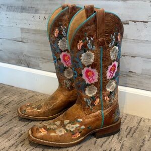 Macie Bean Floral Embroidered Cowboy Boots